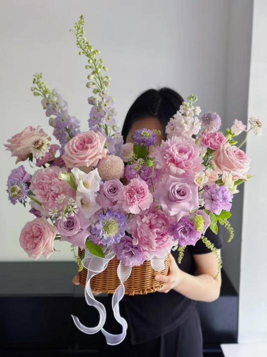 博思花藝婚慶教育，婚慶培訓(xùn)，花藝培訓(xùn)，插花培訓(xùn)，花藝師培訓(xùn)，主持人培訓(xùn)，商務(wù)主持人培訓(xùn)，花店運營培訓(xùn)，花店全系統(tǒng)營銷，小白開花店，小白學(xué)主持，金璽棠婚慶酒店，金璽棠總部，鄭州金麻雀教育科技有限公司