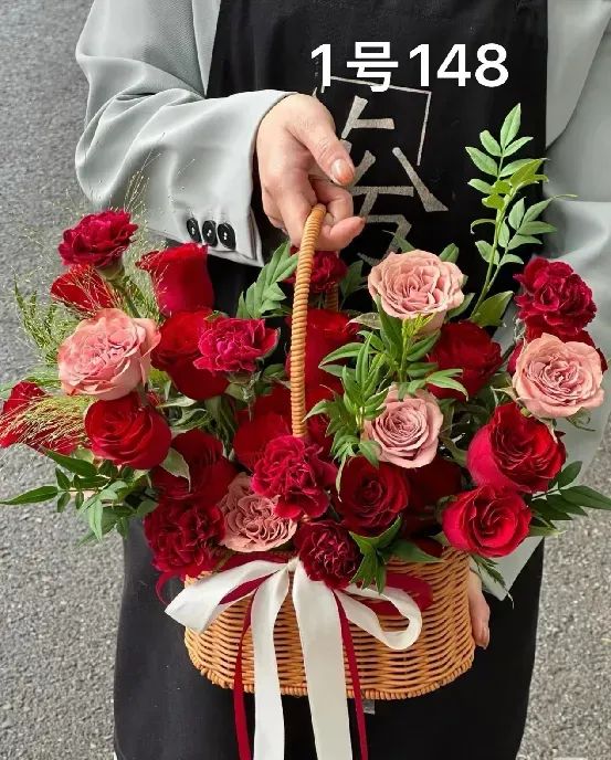 博思花藝婚慶教育，婚慶培訓(xùn)，花藝培訓(xùn)，插花培訓(xùn)，花藝師培訓(xùn)，主持人培訓(xùn)，商務(wù)主持人培訓(xùn)，花店運(yùn)營培訓(xùn)，花店全系統(tǒng)營銷，小白開花店，小白學(xué)主持，金璽棠婚慶酒店，金璽棠總部，鄭州金麻雀教育科技有限公司